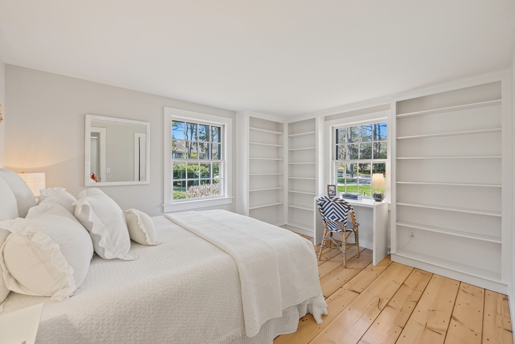 56 Meadow Brook