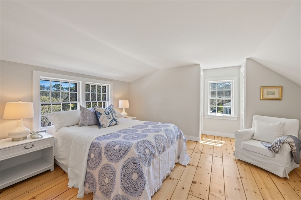 56 Meadow Brook