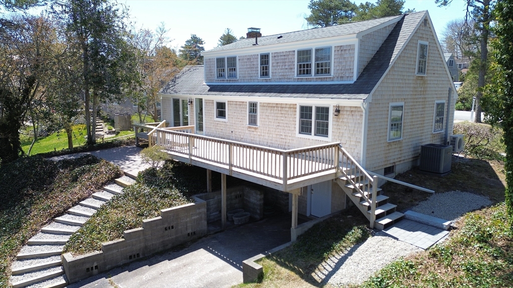 56 Meadow Brook