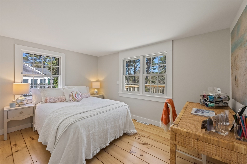 56 Meadow Brook