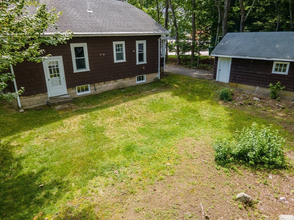 86 Bayley Street