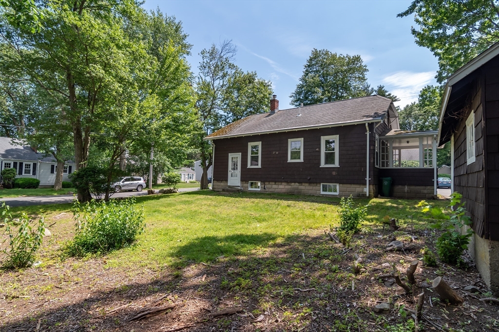 86 Bayley Street