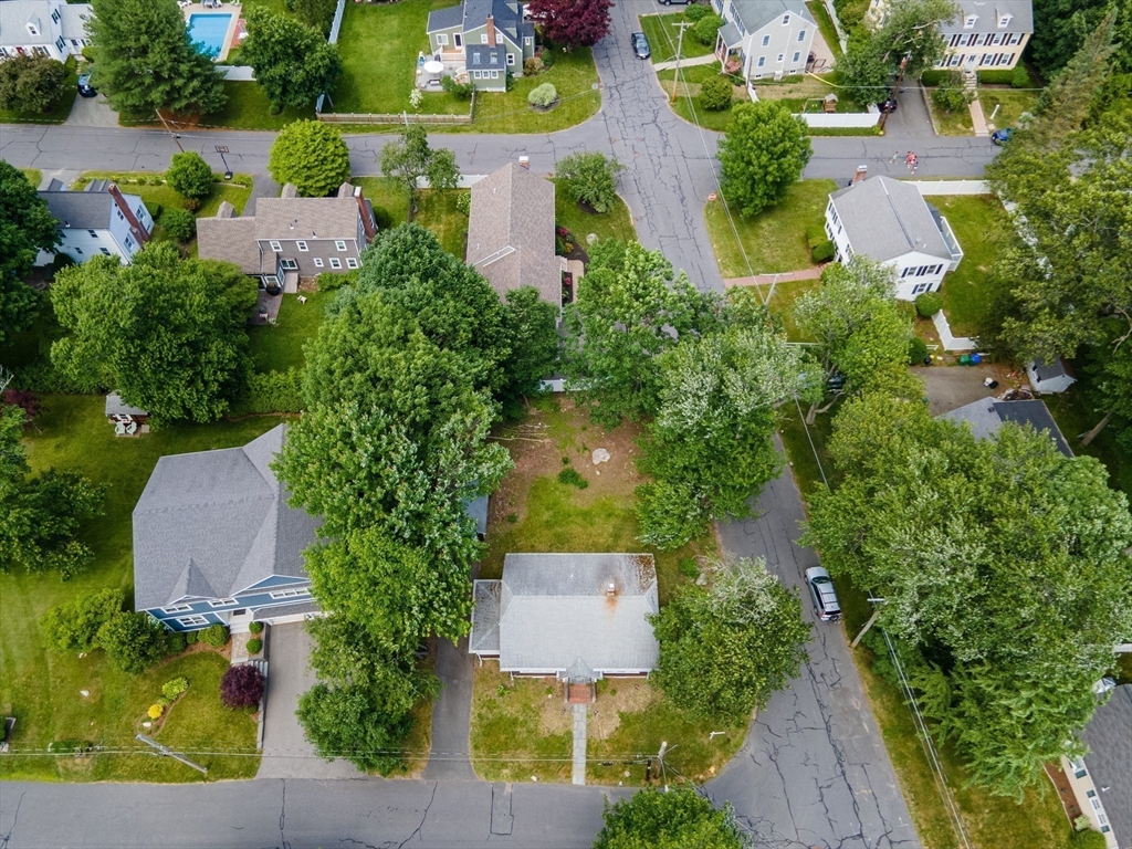 86 Bayley Street