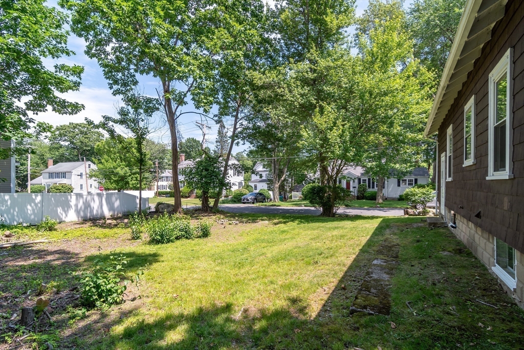 86 Bayley Street