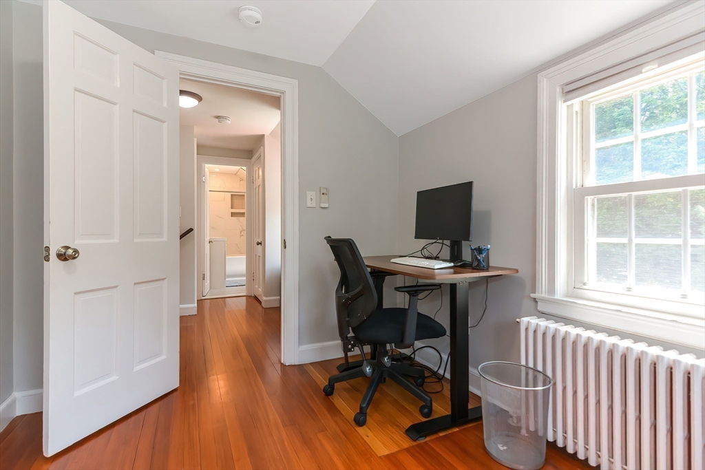 1364 High St