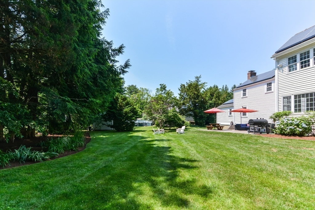 1364 High St