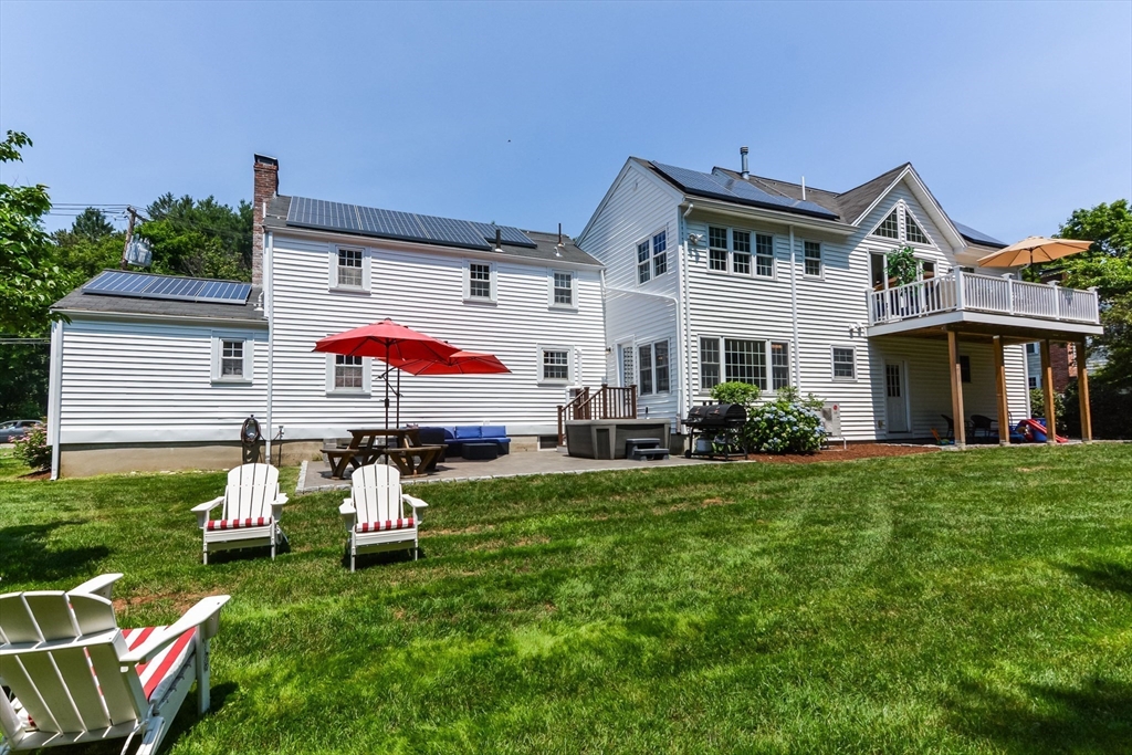 1364 High St
