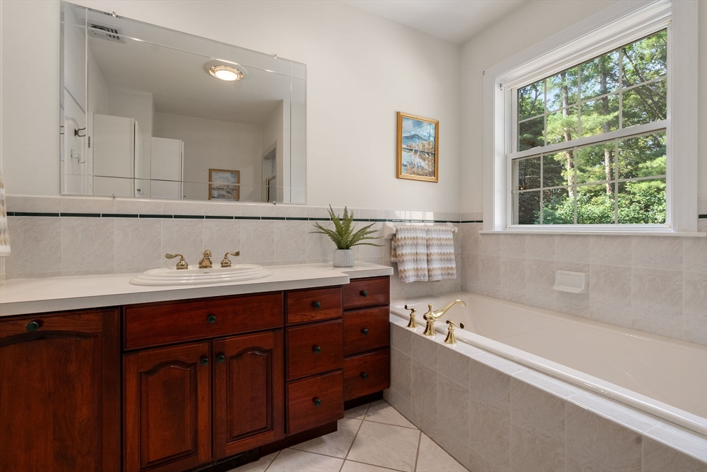 23 Trailside Rd