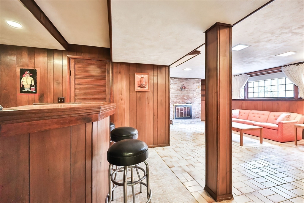 15 Appletree Ln