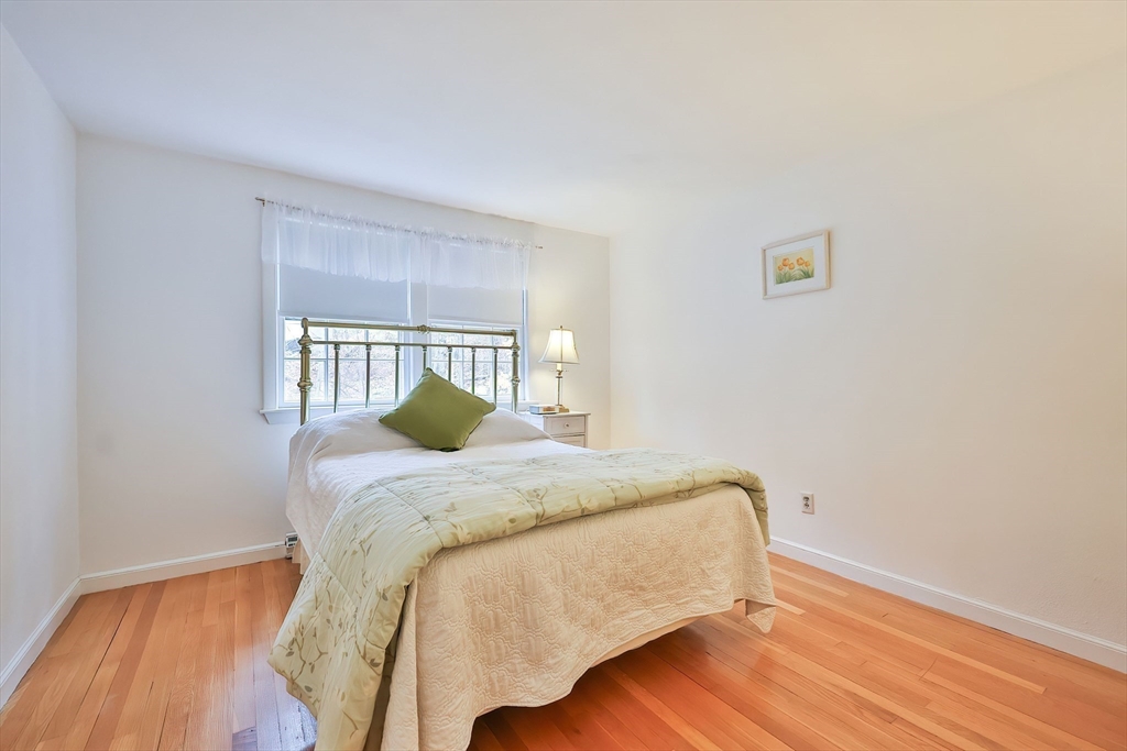 15 Appletree Ln
