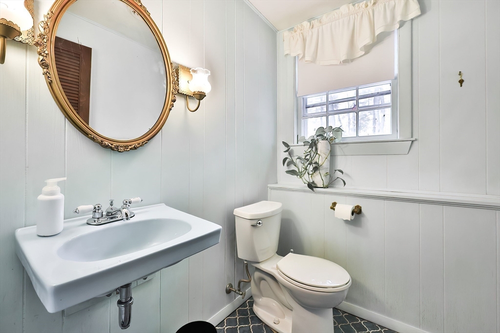 15 Appletree Ln