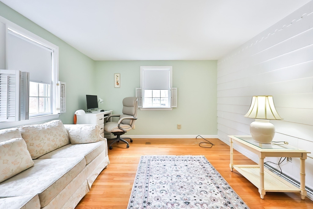 15 Appletree Ln