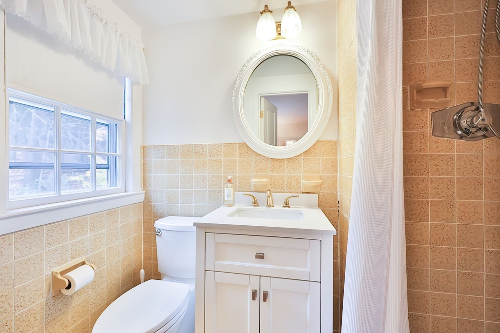 15 Appletree Ln