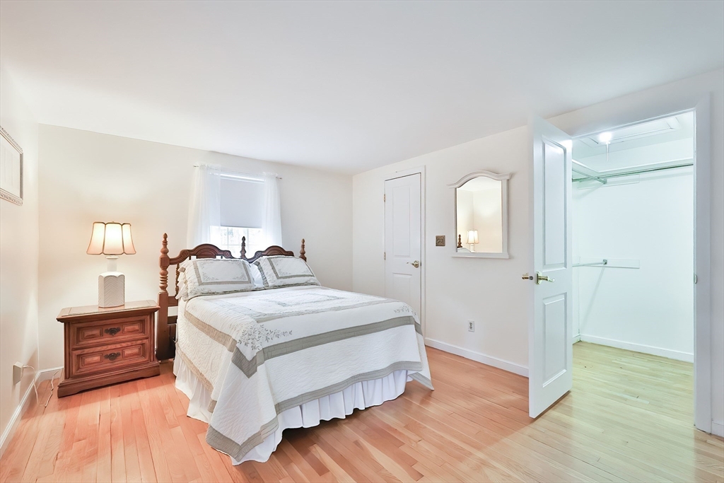 15 Appletree Ln