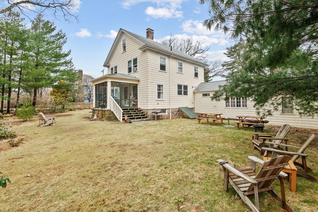 37 Summit Ave