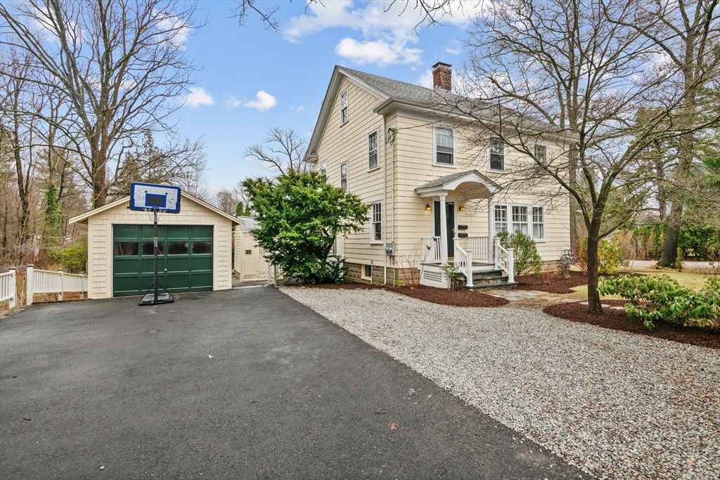 37 Summit Ave