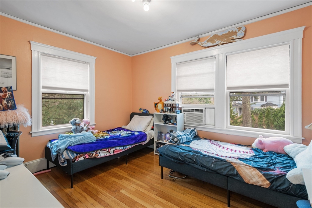 37 Summit Ave