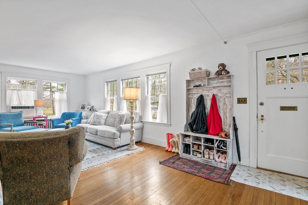 37 Summit Ave