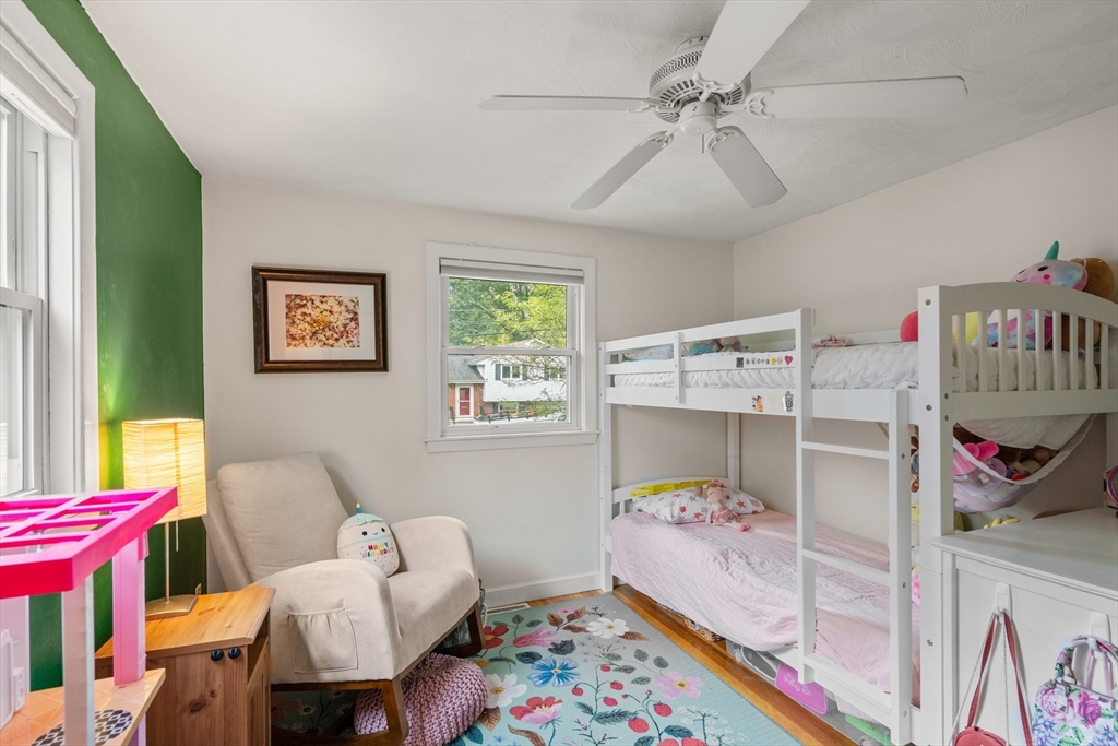 24 Pond Farm Rd