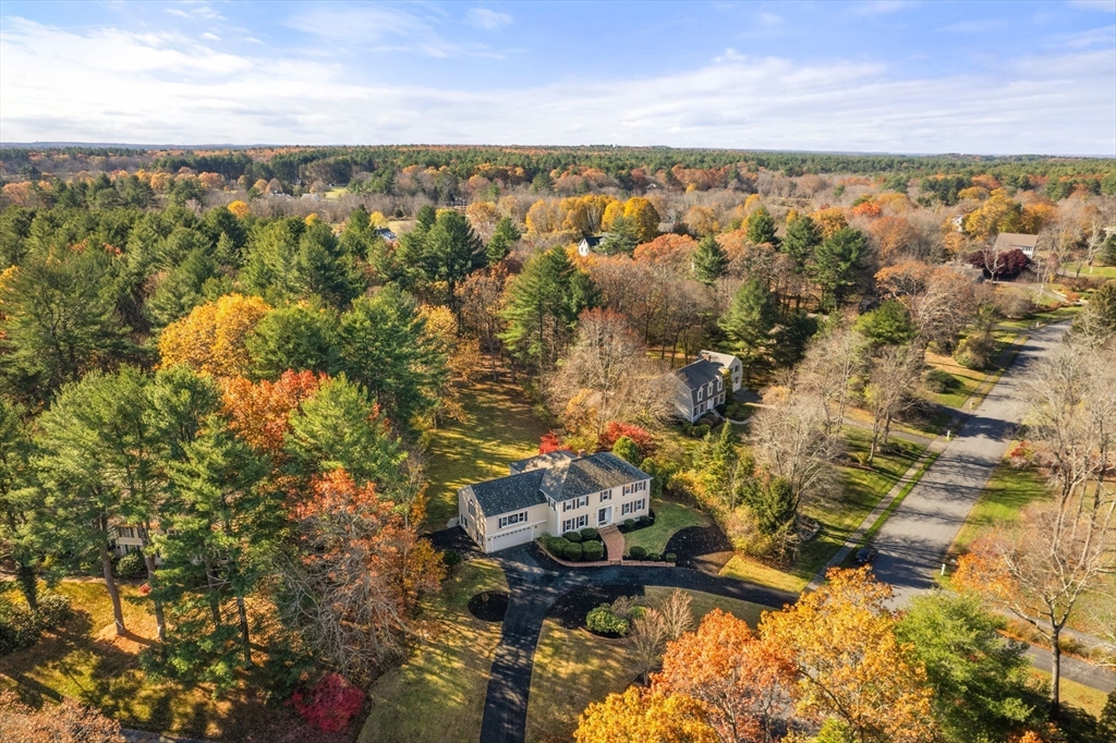 23 Bubbling Brook Rd