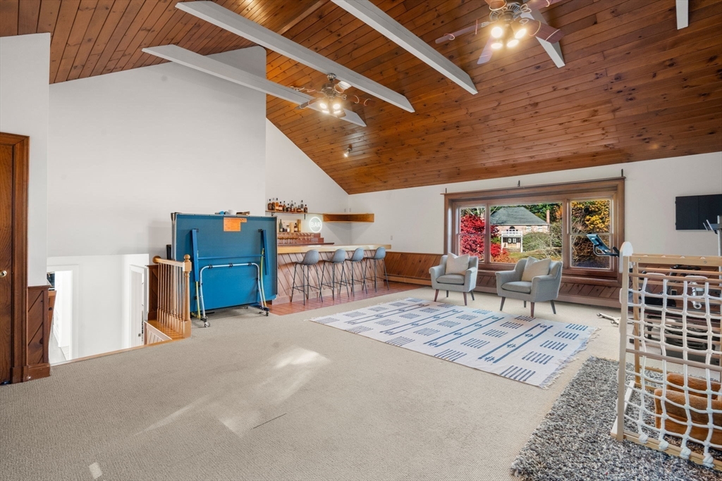 23 Bubbling Brook Rd