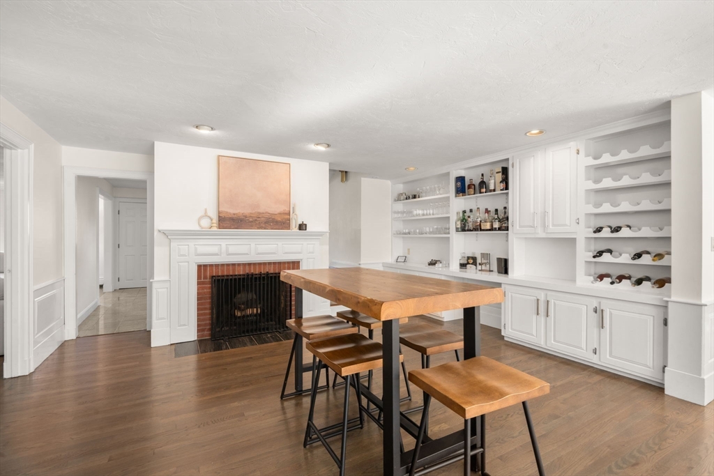 23 Bubbling Brook Rd