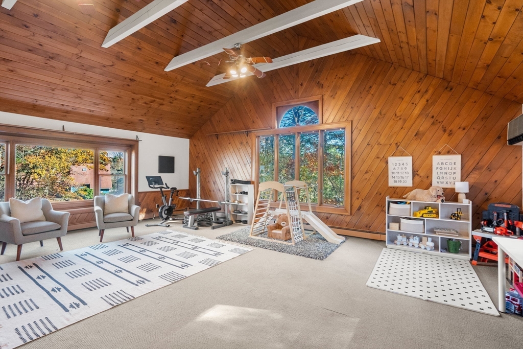 23 Bubbling Brook Rd