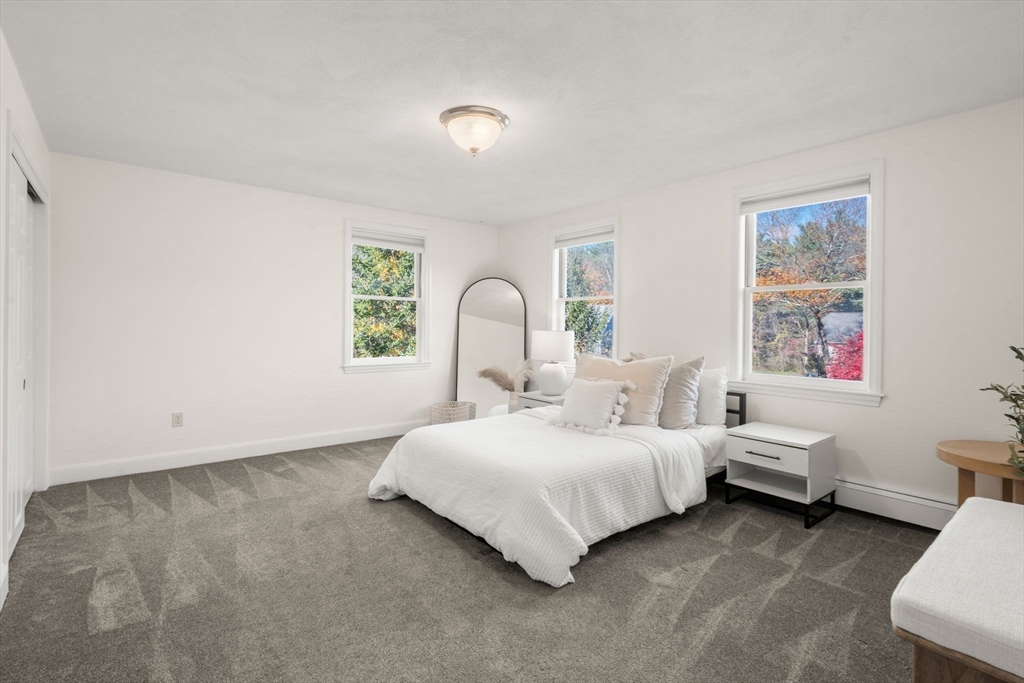 23 Bubbling Brook Rd