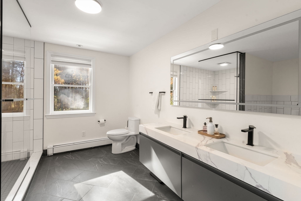 23 Bubbling Brook Rd