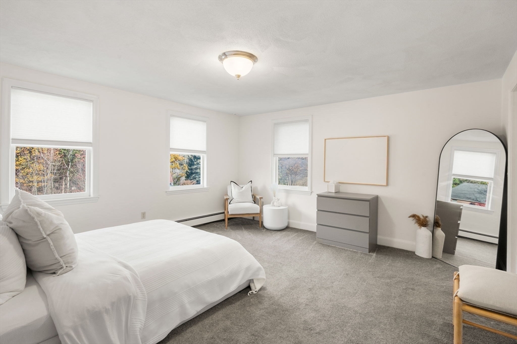 23 Bubbling Brook Rd