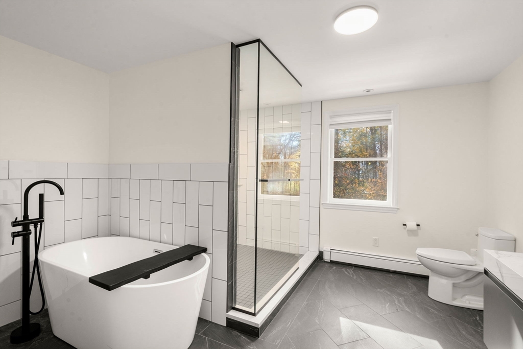 23 Bubbling Brook Rd