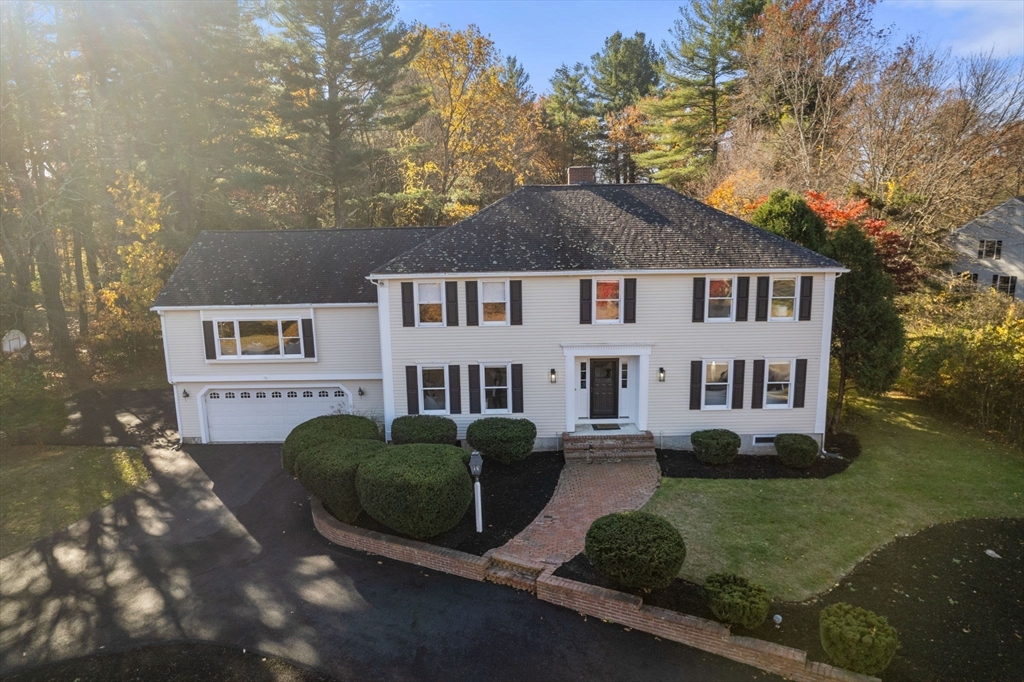 23 Bubbling Brook Rd