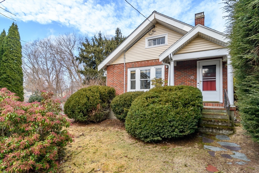 32 Harvard St
