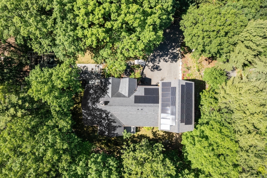 94 Mayfair Dr