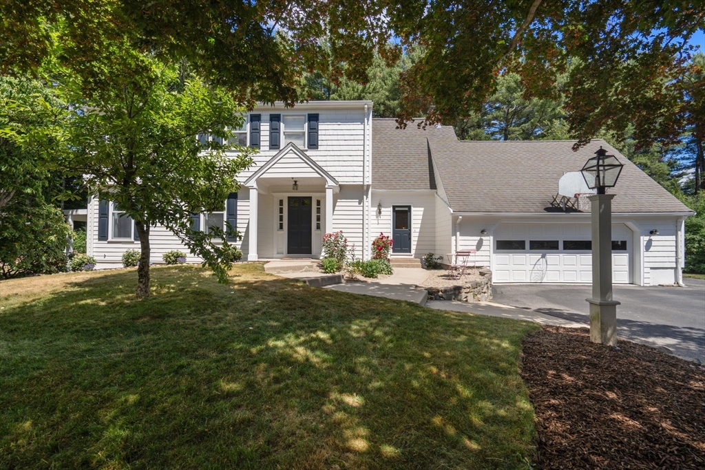 10 Steven Ln