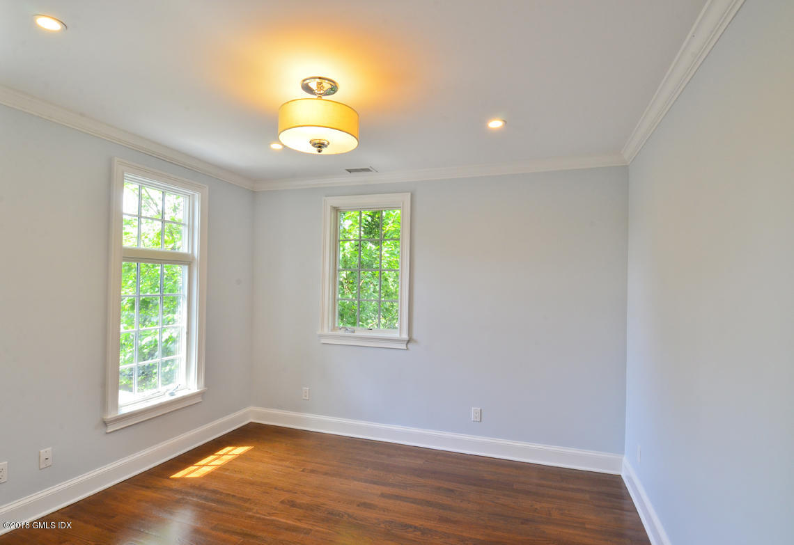 133 Lake Avenue