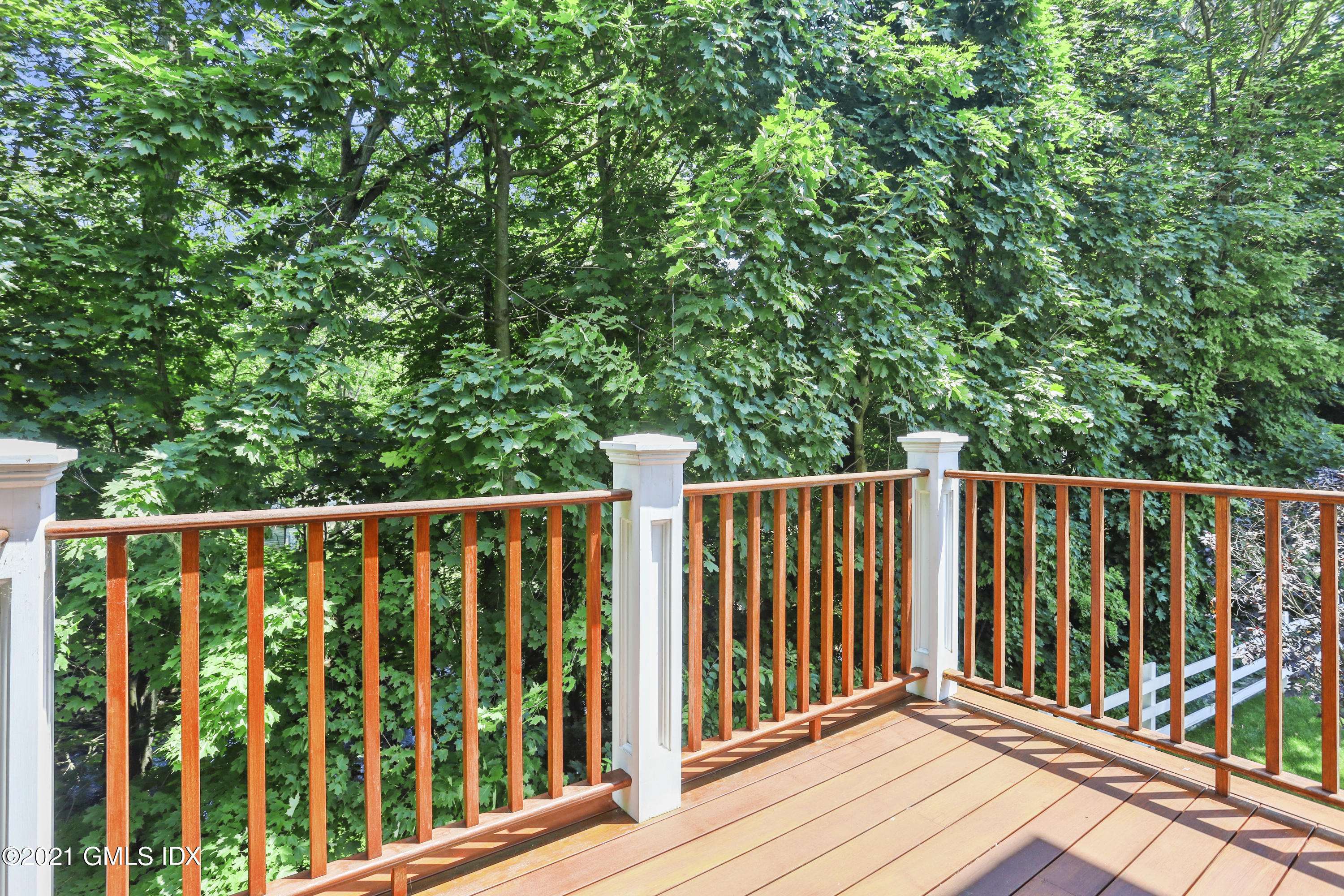 69 Riverdale Avenue, 601
