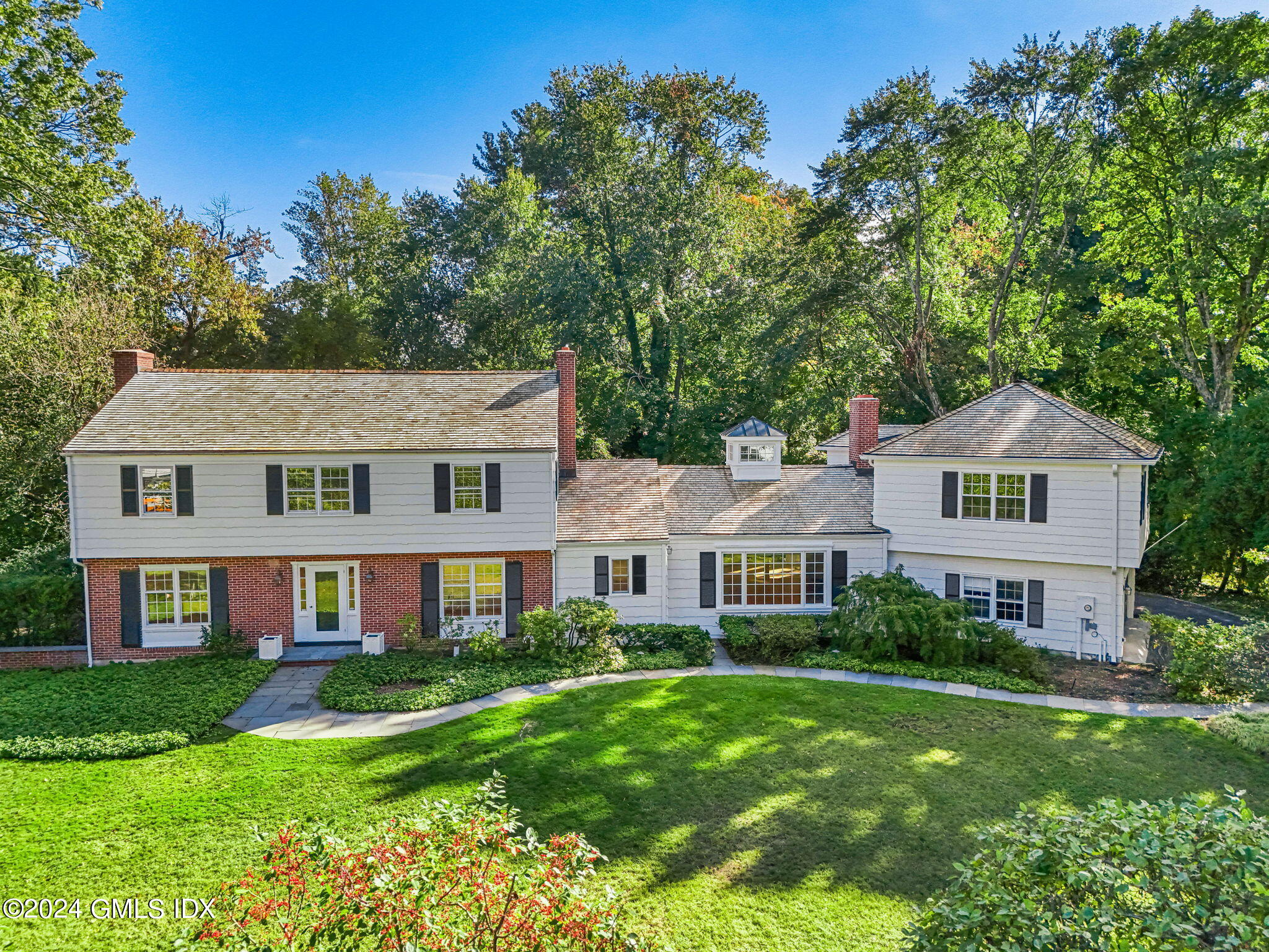 18 Echo Lane