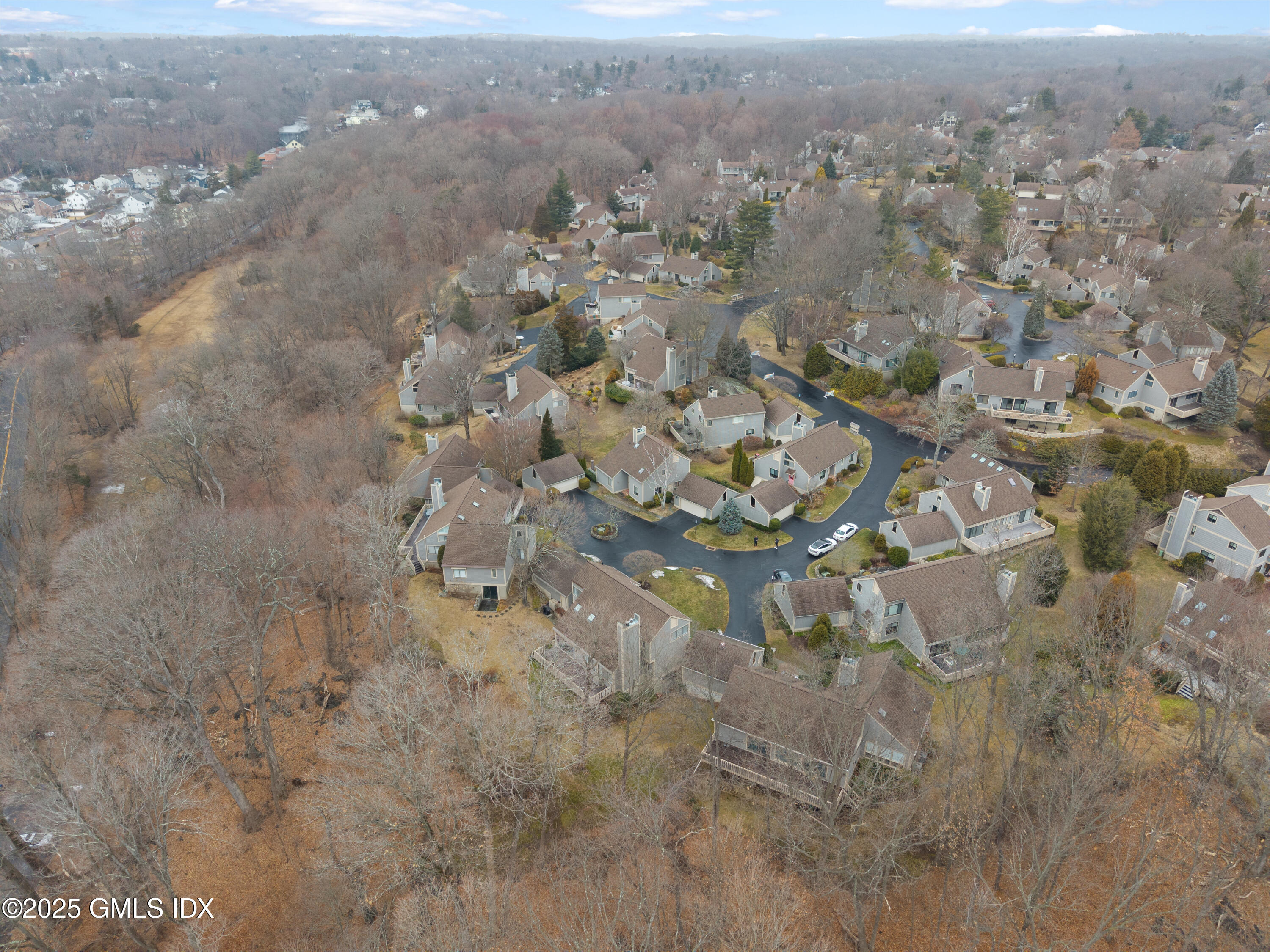 404 W Lyon Farm Drive, 404