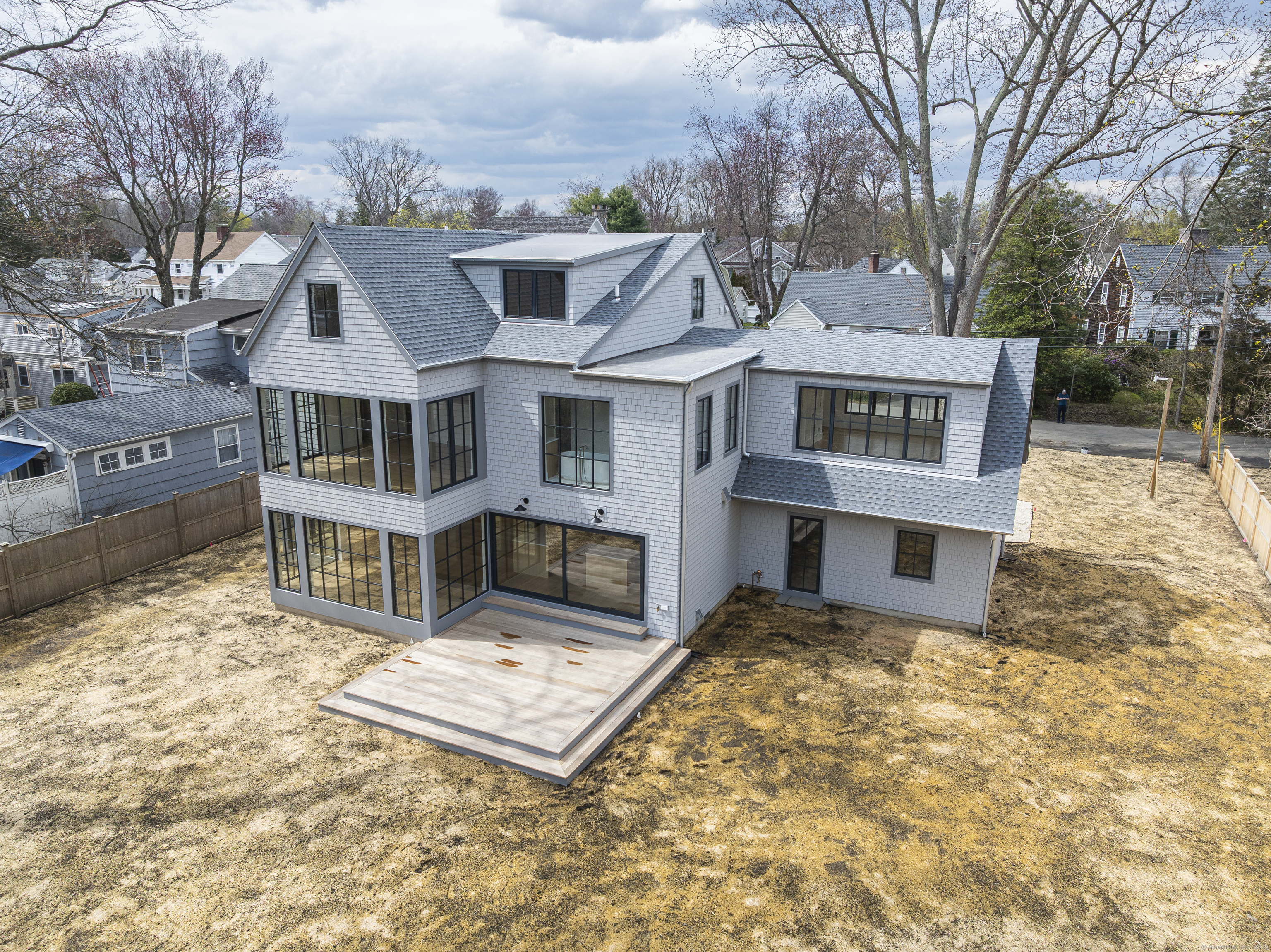 37 Lincoln Avenue