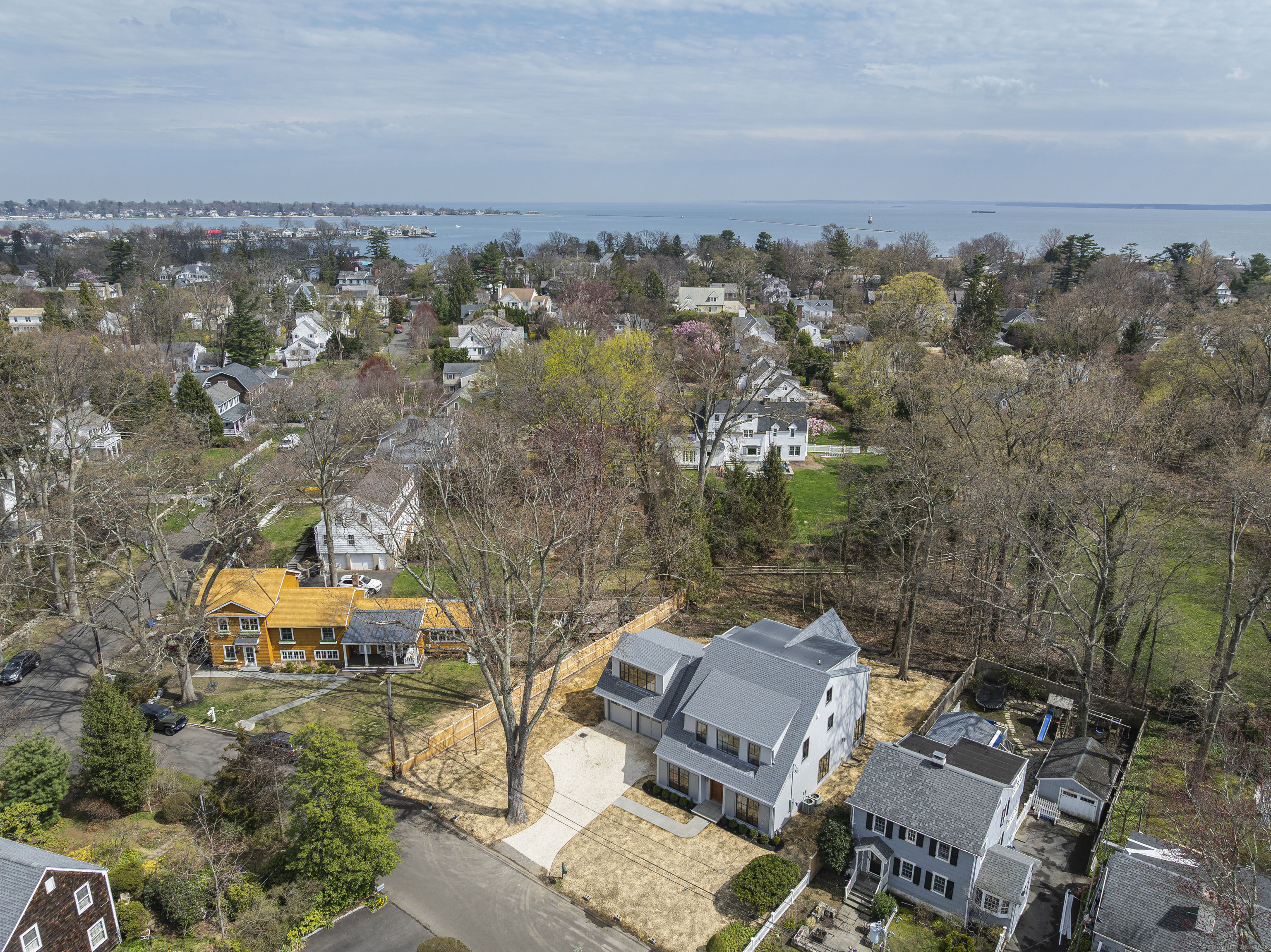 37 Lincoln Avenue