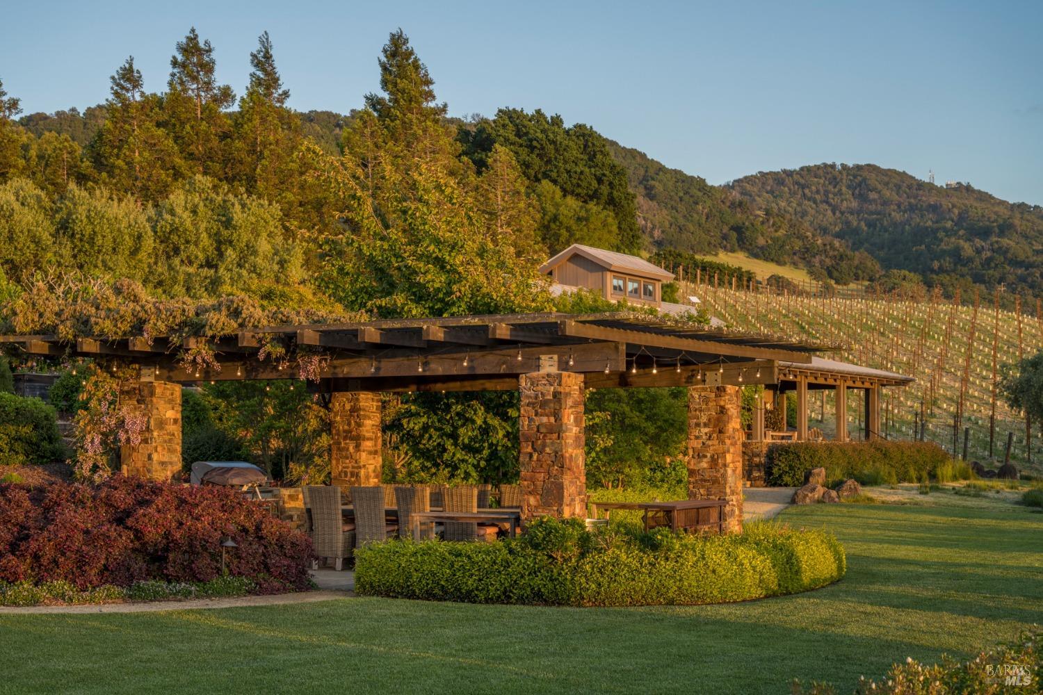 1165 Green Valley Rd