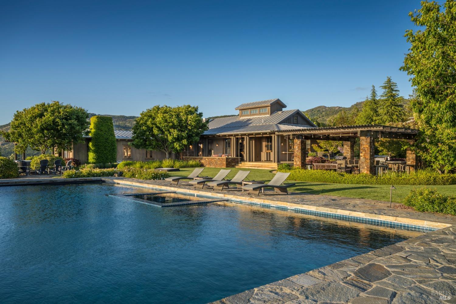 1165 Green Valley Rd