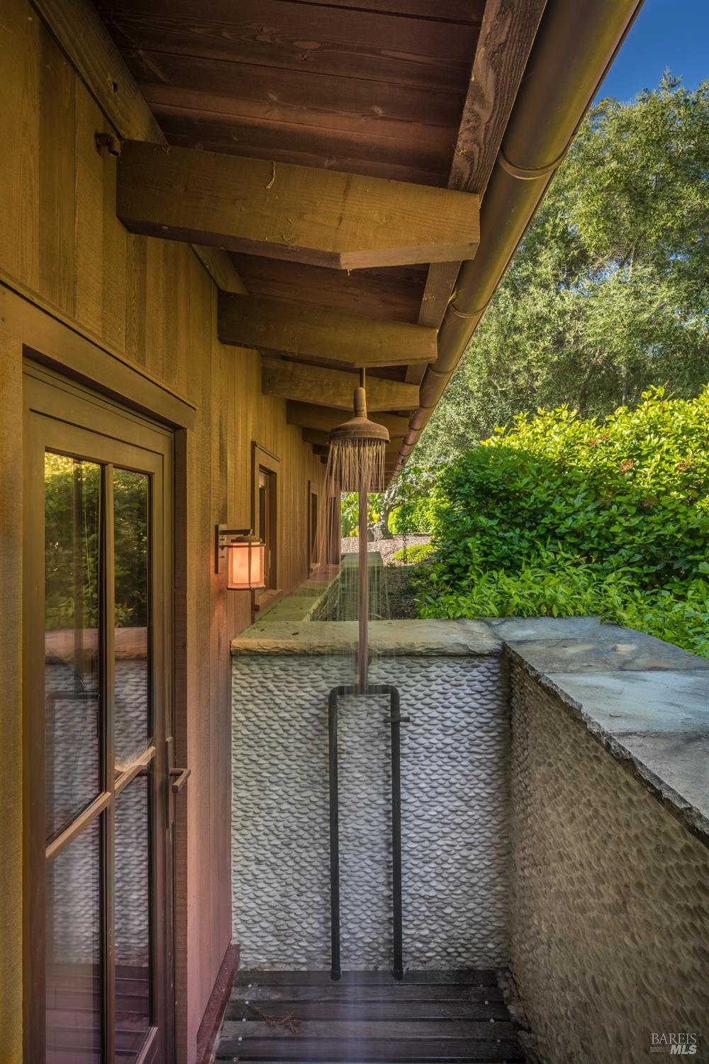 1165 Green Valley Rd