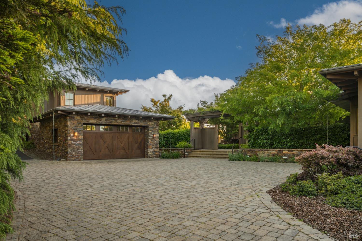 1165 Green Valley Rd