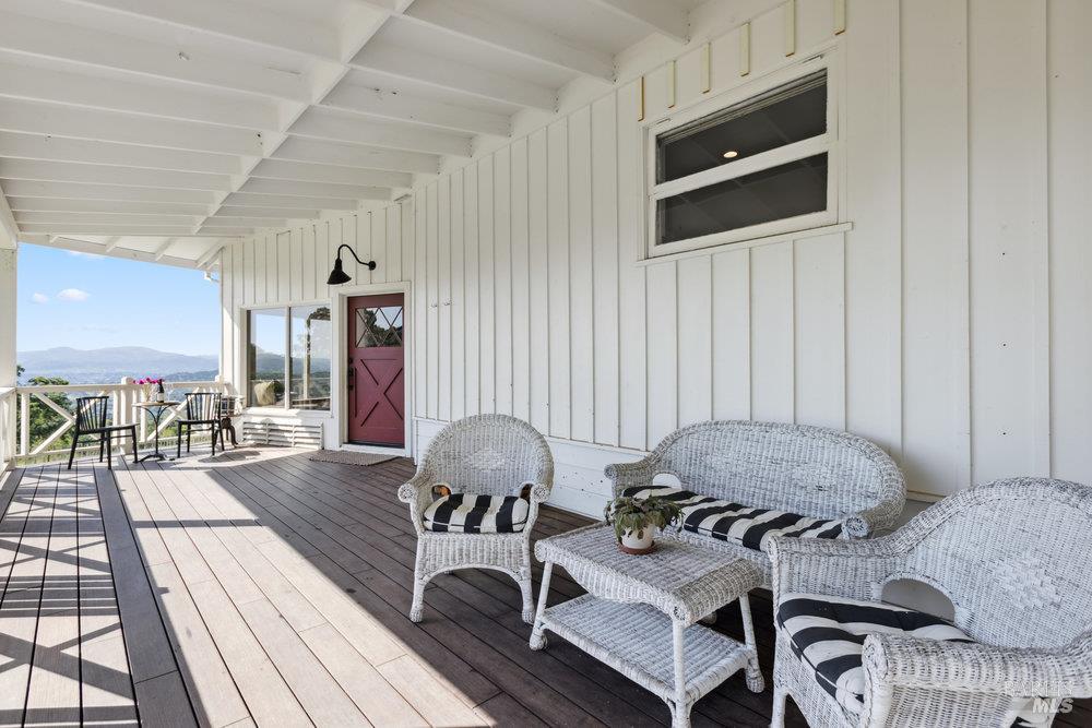 1180 Green Valley Road