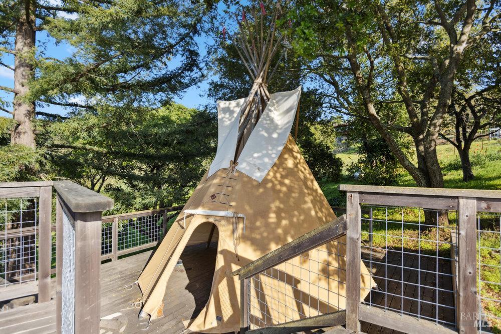 1180 Green Valley Road