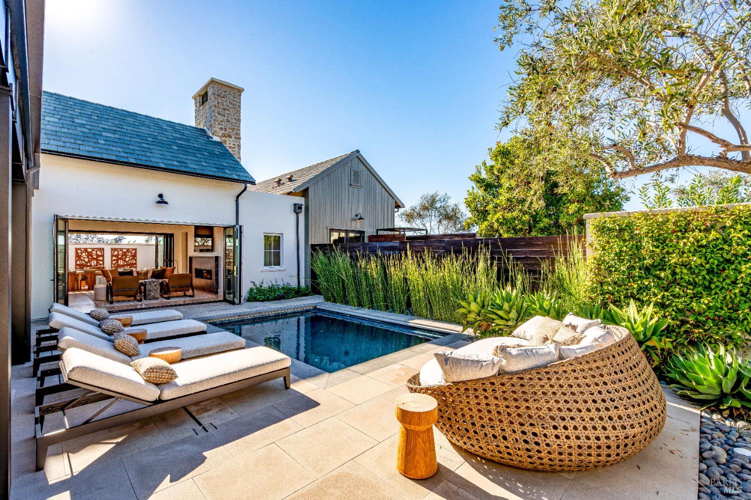 202 Auberge Path