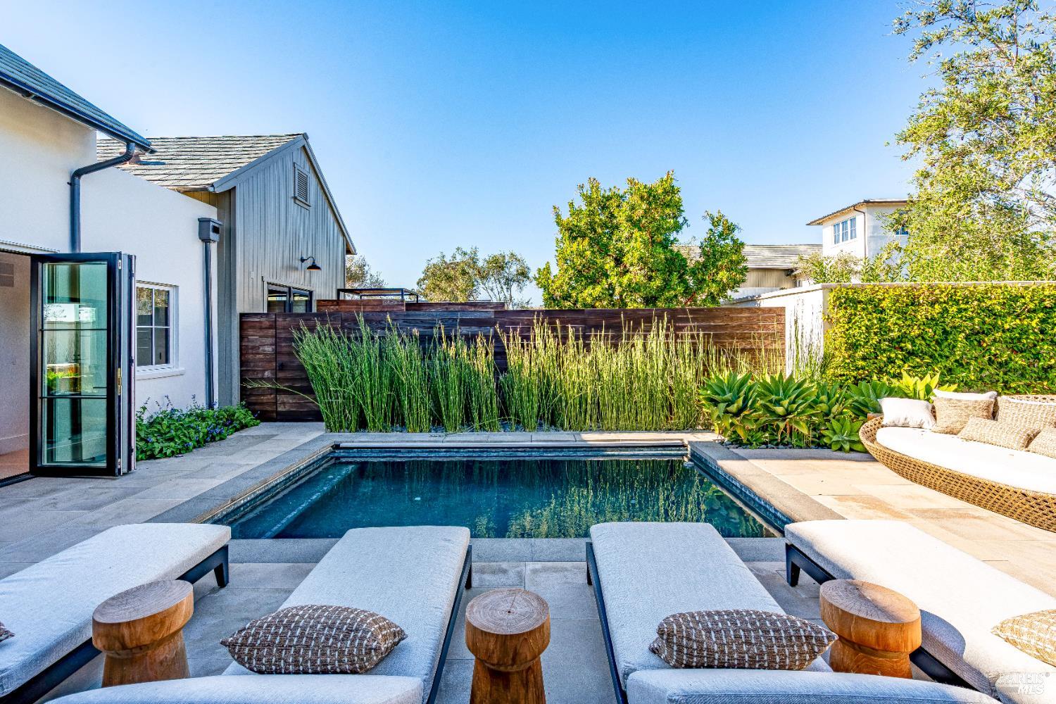 202 Auberge Path
