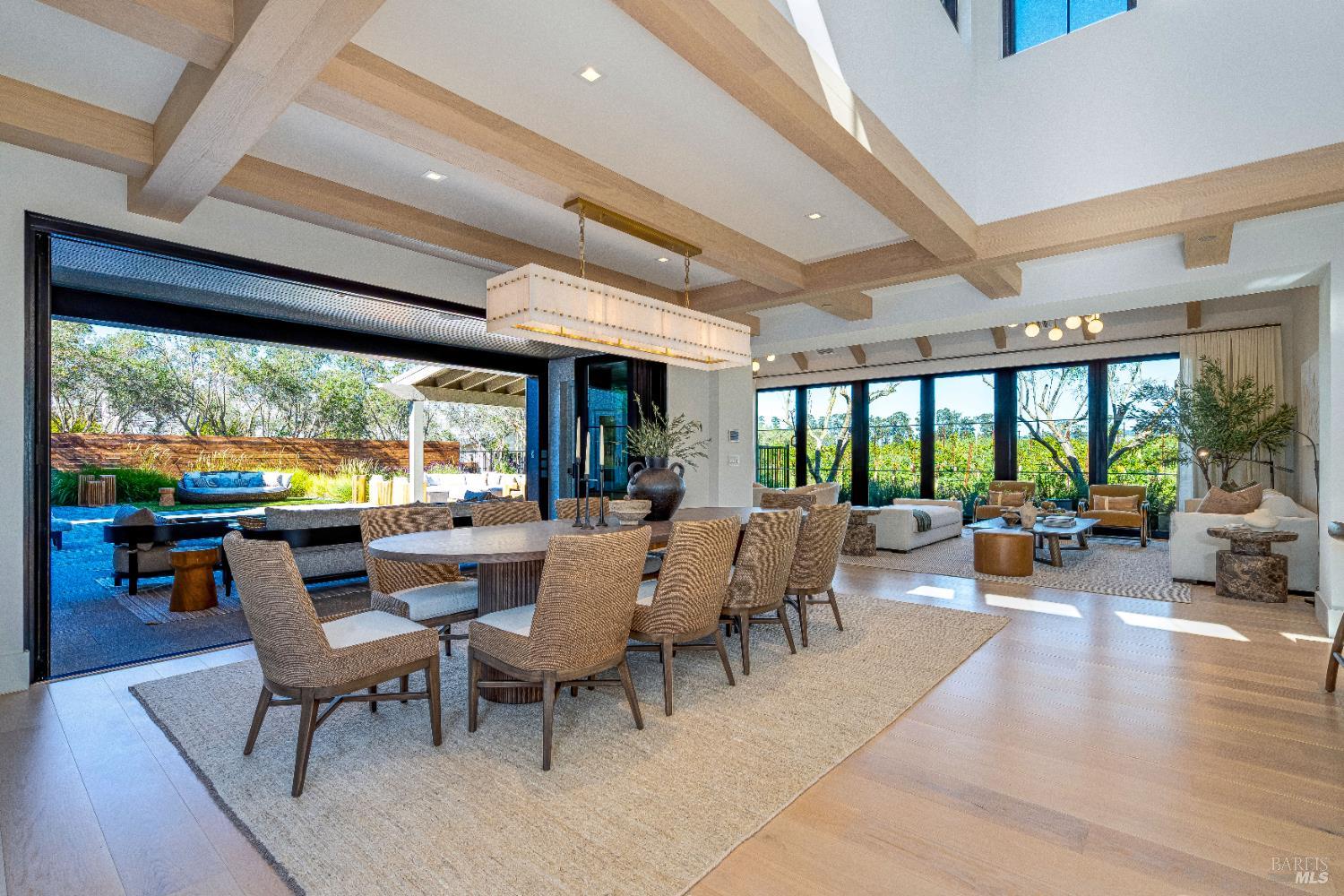108 Vintners Ct
